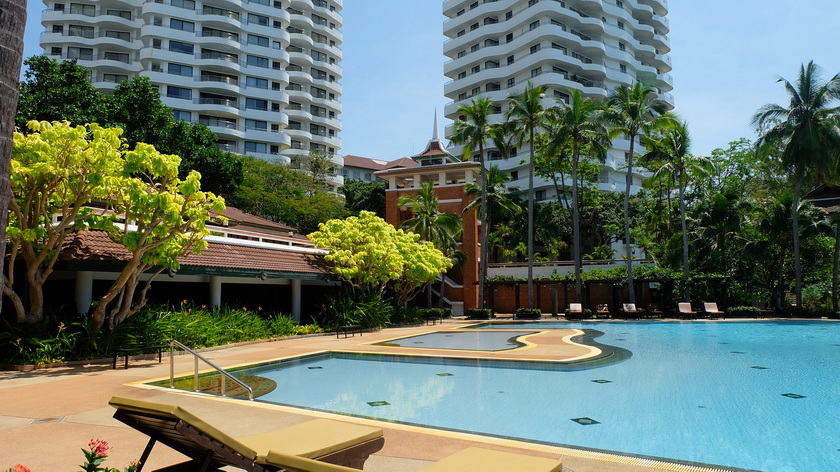 Royal Cliff Garden (Pratumnak Hill)